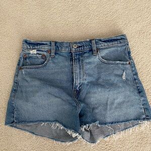 Abercrombie & Fitch High Rise Mom Short